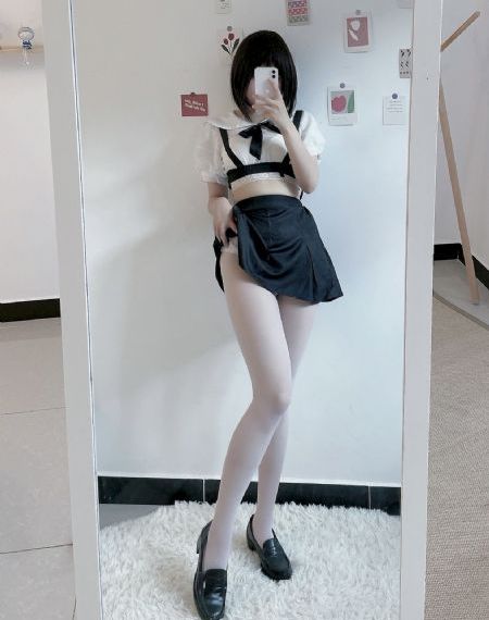 他趴在我两腿中间添得好爽在线看_剧情片影视在线观看